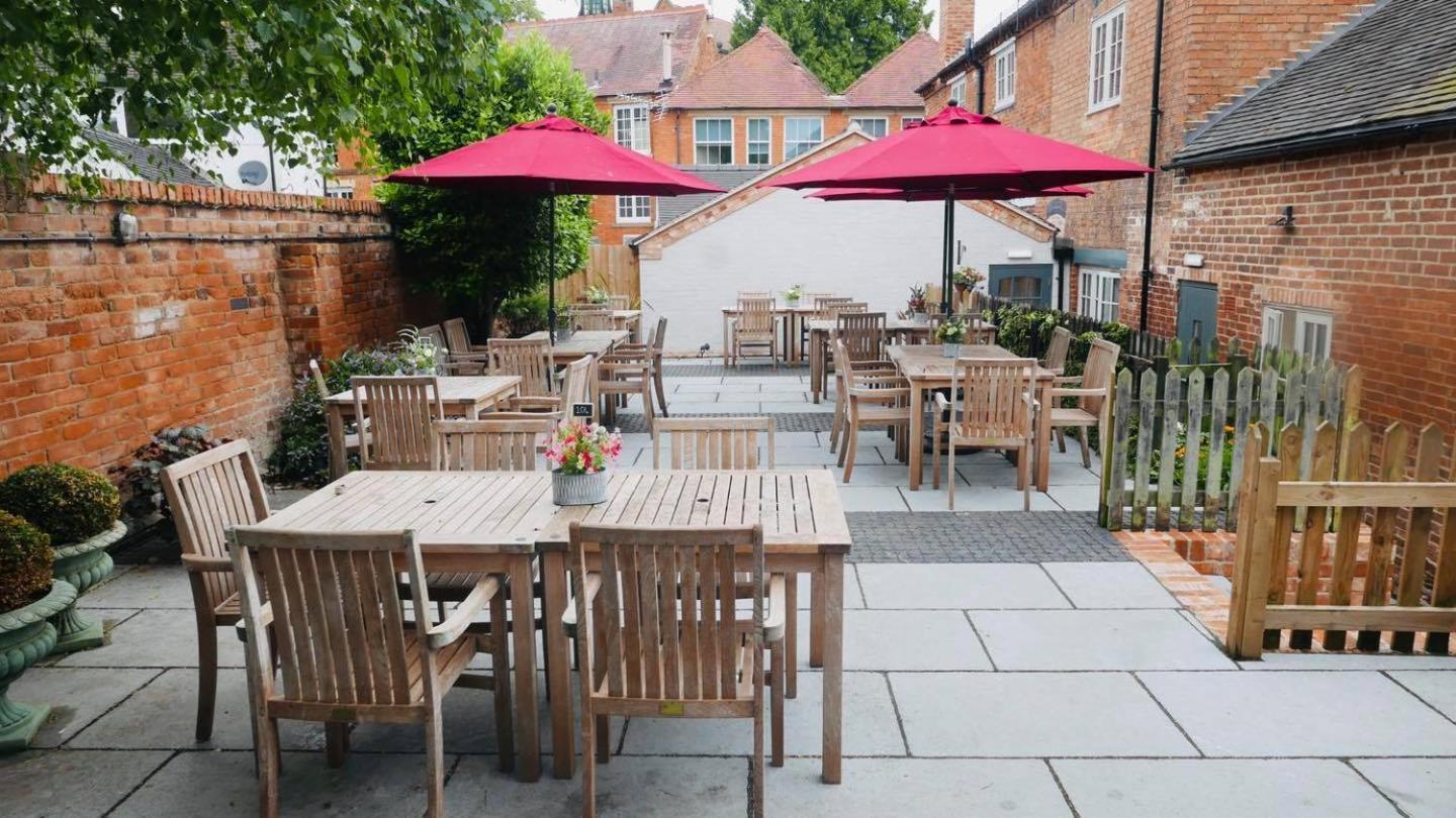 The Boot Inn Burton-upon-Trent Exterior foto